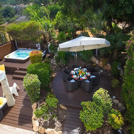 Amelie - Konnos Beach Villa Protaras